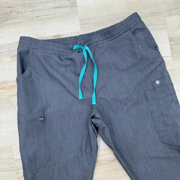 FIGS Livingston Basic Scrub Pants Grey Sz Lg Technical Collection Gray silver - Picture 8 of 8